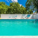 Kuca Za Odmor Dunja Sa Privatnim Bazenom Prázdninový dům