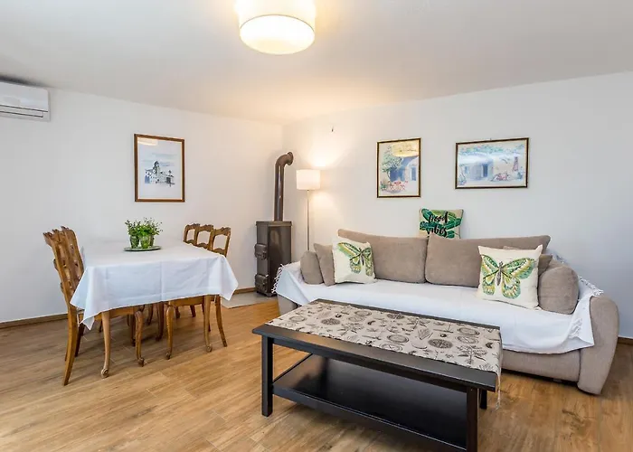 Casa vacanze Kuca Za Odmor Dunja Sa Privatnim Bazenom