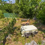 Dom wakacyjny Kuca Za Odmor Dunja Sa Privatnim Bazenom Omišalj
